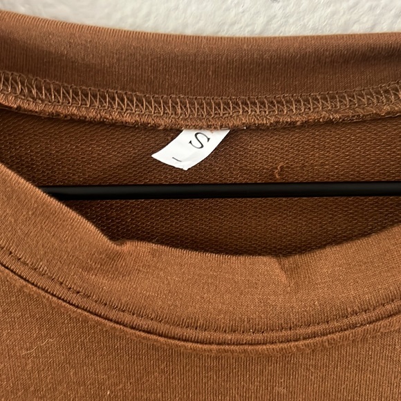 Oversized crewneck sweatshirt - Picture 2 of 2